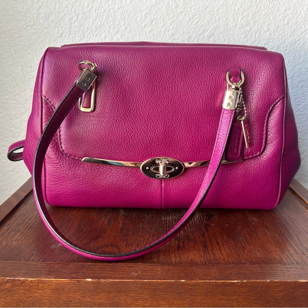 Coach Fuchsia Pink Leather Shoulder Bag with Gold Hardware